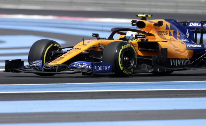 Pozitívny test na koronavírus u člena tímu McLaren, z Veľkej ceny Austrálie sa odhlásili