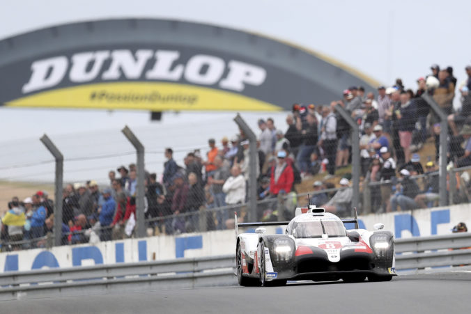 Slávne 24-hodinové preteky na okruhu v Le Mans preložili pre koronavírus na september