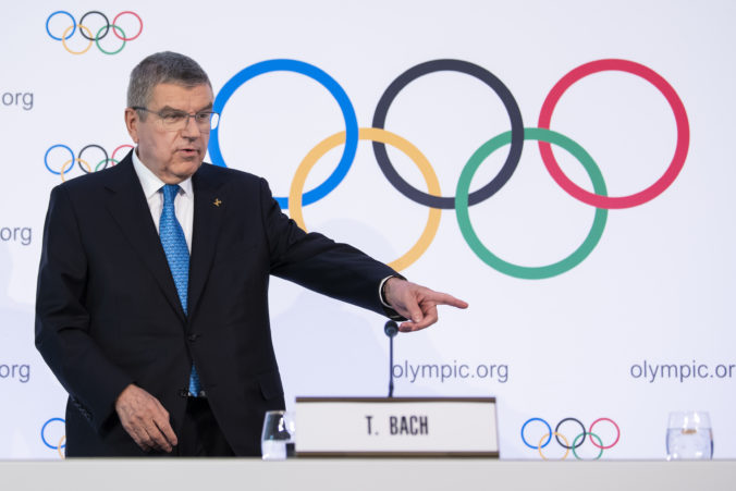 Šéf MOV Bach pripustil odloženie olympiády v Tokiu, odmieta úvahy o zrušení