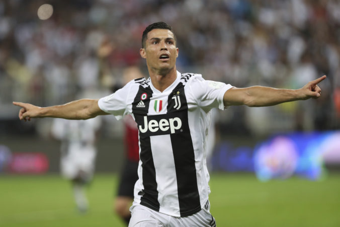 Hviezdny Cristiano Ronaldo sa vzdal časti platu, Juventus na ňom ušetrí štyri milióny eur