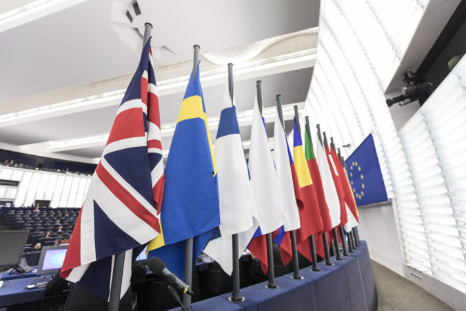 Europoslanec Hajšel oceňuje návrh Európskej komisie na „kurzarbeit“, chváli ho aj Ďuriš Nicholsonová