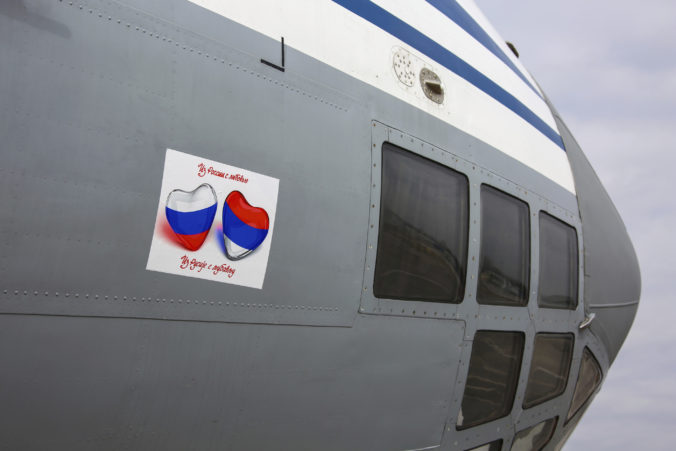 Rusko pomôže Srbsku v boji proti koronavírusu, armáda pošle zdravotníkov aj vybavenie