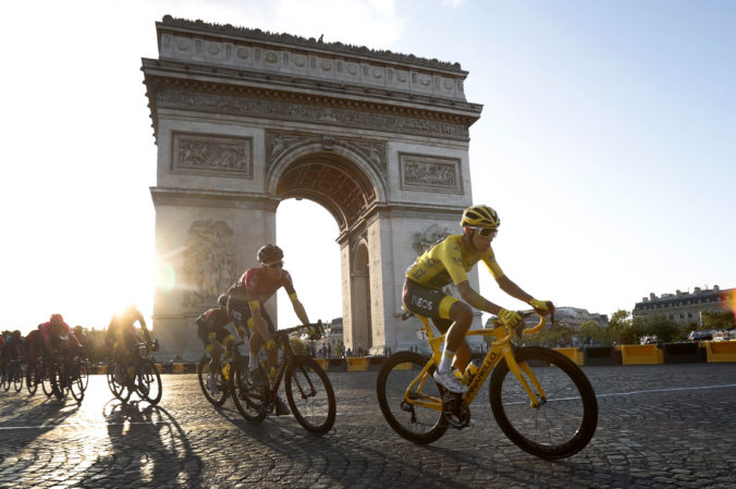 Tour de France je továrňou na peniaze, jej zrušenie môže ekonomicky zruinovať cyklistiku