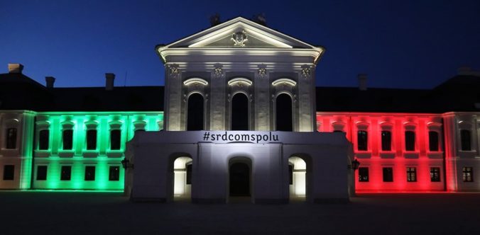 Prezidentka Čaputová na znak solidarity s Talianskom rozsvietila palác do farieb jeho trikolóry
