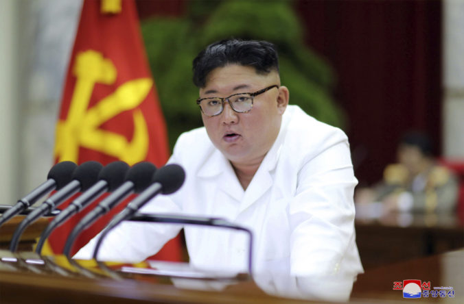 Kim Čong-un je vraj vo vážnom stave, údajne absolvoval operáciu srdca