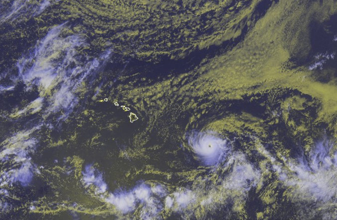 Vo východnom Tichom oceáne zaznamenali najskoršiu tropickú cyklónu za viac než 50 rokov