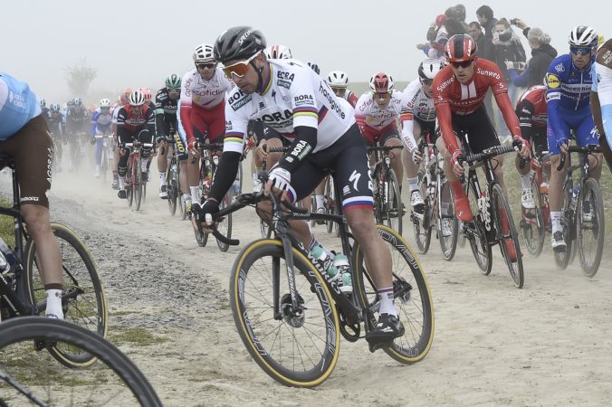 Cyklisti spoznali nový kalendár pretekov, Paríž-Roubaix sa bude kryť s Vueltou
