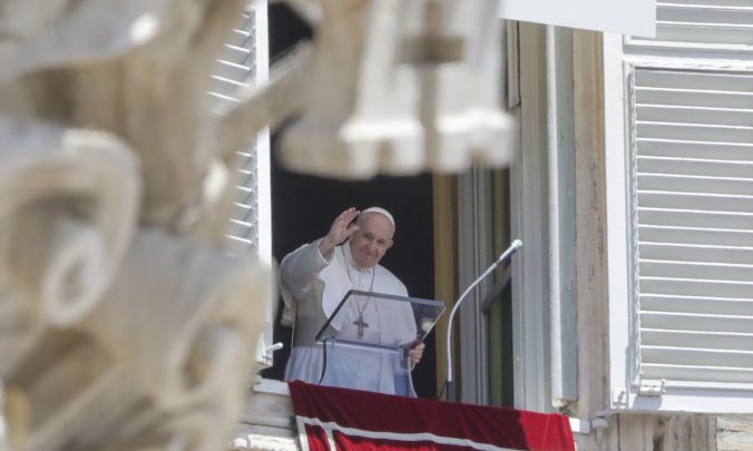 Pápež František vyzval na dodržiavanie opatrení, oslava víťazstva nad koronavírusom je priskorá