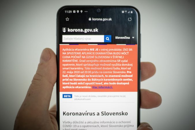 Povinná štátna aj inteligentná e-karanténa sa rušia, na Slovensku prechádzame na dobrovoľnú domácu karanténu