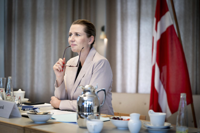 Dánska premiérka opäť ukázala, že je oddaná svojej práci. Pre summit EÚ odložila svoju svadbu