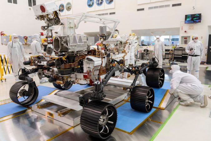 NASA odložila vyslanie svojho nového rovera Perseverance na Mars, nosná raketa má problém