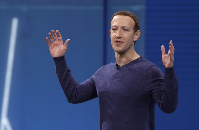 Mark Zuckerberg si finančne výrazne polepšil, akcie Facebooku stúpli a nahráva mu aj Trump