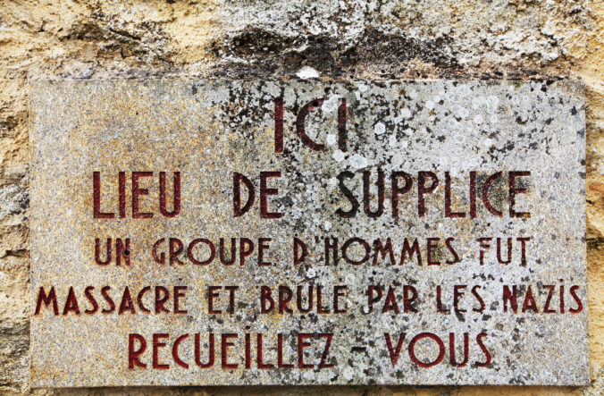 Vandali zneuctili pamätník obetiam nacistického vraždenia vo francúzskej obci Oradour-Sur-Glane