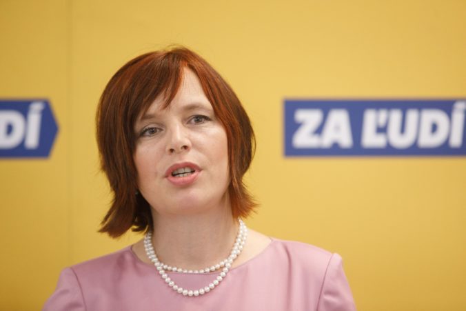 Vicepremiérka Remišová vypovedala zmluvu s Bödörovou SBS Bonul