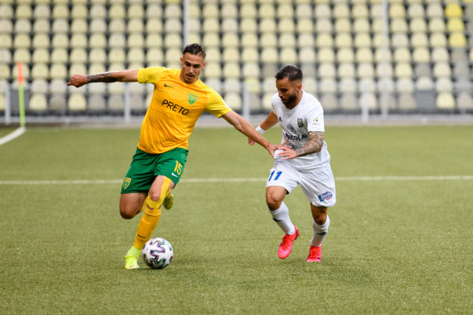 Fortuna liga bude pokračovať pred prázdnymi tribúnami, kluby chcú postupný návrat fanúšikov