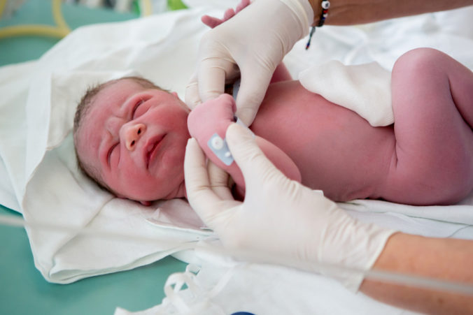 Dolný Kubín pomáha rodičom, tlačivá k príspevku pri narodení dieťaťa dodáva priamo do nemocnice