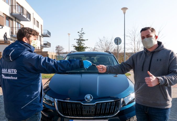 AAA AUTO zahájilo predaj vozidiel on-line, posilňuje hygienické opatrenia a dezinfekciu