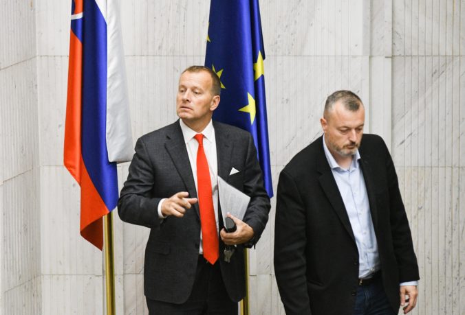 Kollárovi zachránil život ochrankár, tvrdí minister Krajniak. Šéf parlamentu si už aj zavtipkoval