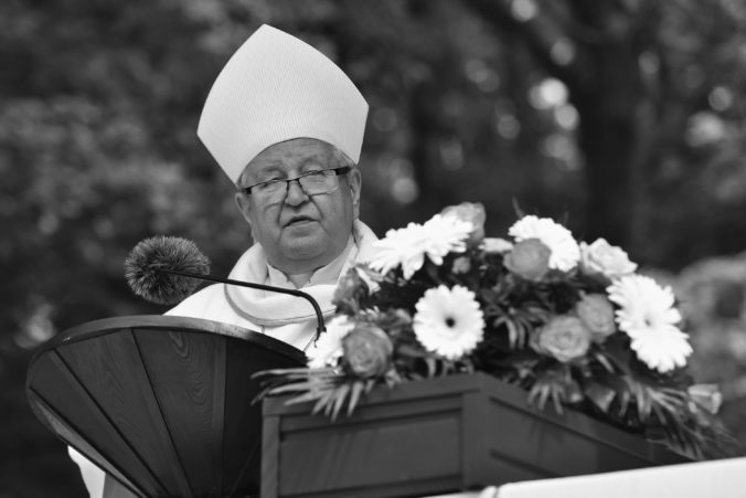 V Spišskej Kapitule sa rozlúčili so zosnulým biskupom Štefanom Sečkom