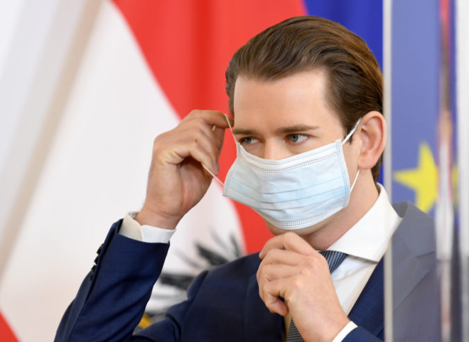 Rakúsky kancelár Sebastian Kurz navrhuje plošné testovanie podľa vzoru Slovenska