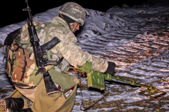 Pri výbuchu protitankovej míny v Náhornom Karabachu zahynuli štyria ľudia