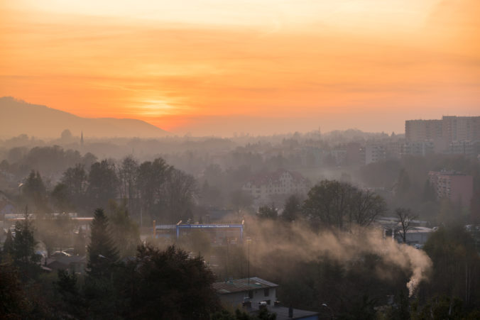 Pre oblasť mesta Jelšava v revúckom okrese bola vyhlásená smogová situácia