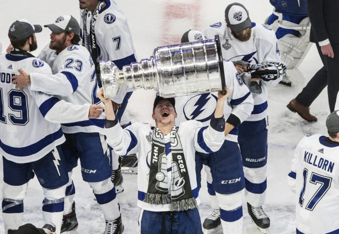 NHL pozná termíny novej sezóny, víťaza Stanleyho pohára spoznáme v lete