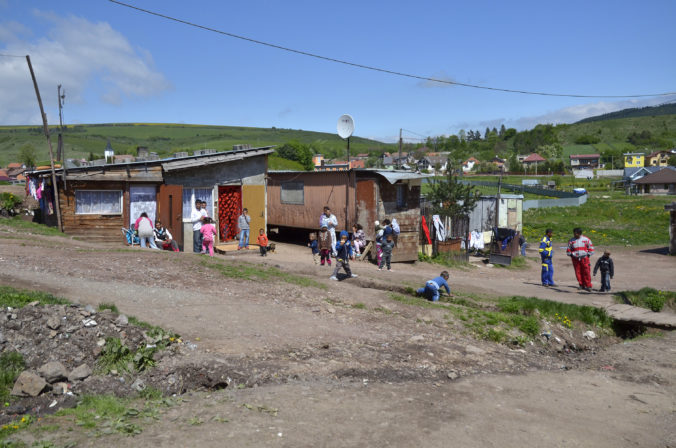 Mesto Lučenec žiada na projekt pre Rómov vyše 300-tisíc eur z Nórskych grantov