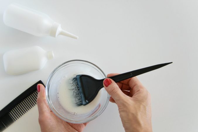 Hygienici varujú pred nebezpečnými výrobkami na úpravu vlasov, sú dostupné na internete