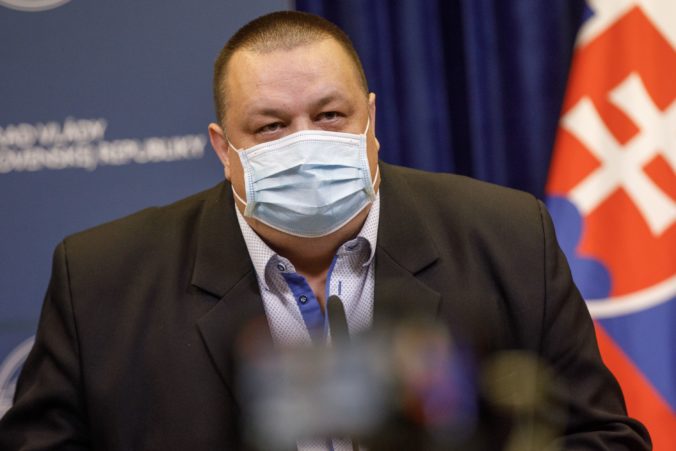 Mikas chápe, že ľudia sú unavení a frustrovaní, ale priestor na uvoľňovanie opatrení v súčasnosti nie je veľký Mikas chápe, že ľudia sú unavení a frustrovaní, ale priestor na uvoľňovanie opatrení v súčasnosti nie je veľký