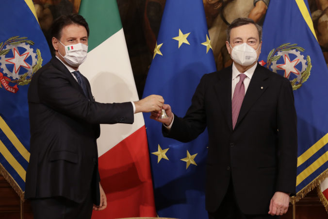 Nová talianska vláda na čele s Mariom Draghim zložila prísahu