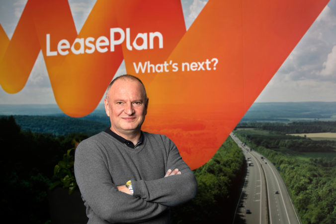 Ikona slovenského motorizmu Alexander Štefuca je novou tvárou lízingovej spoločnosti LeasePlan