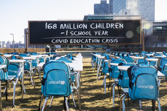 168 miliónov detí mimo škôl v dôsledku pandémie