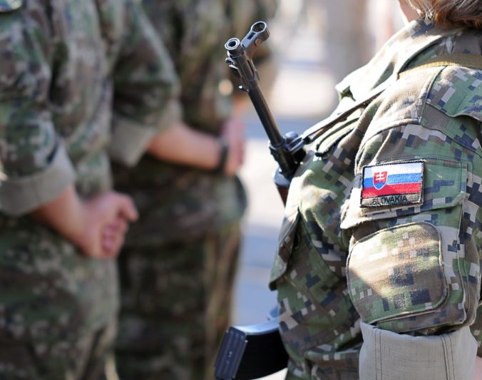 Riziko priameho ohrozenia Slovenska ozbrojeným útokom je nízke, vďačíme za to NATO a EÚ