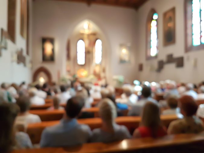 Biskupi netrpezlivo očakávajú uvoľnenie opatrení, veriacich povzbudzujú k návratu do kostolov