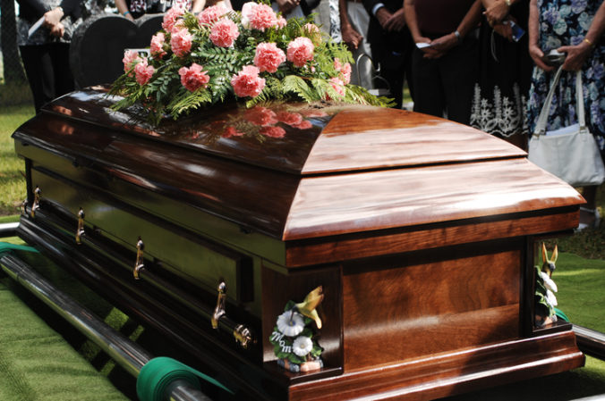 Mortalita najviac vzrástla v Trnavskom kraji, až osem z desiatich úmrtí tvorili seniori