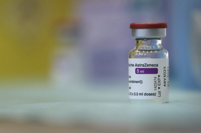 Austrálsky minister obchodu mieri do Európy, bude rokovať o zablokovaných vakcínach AstraZeneca