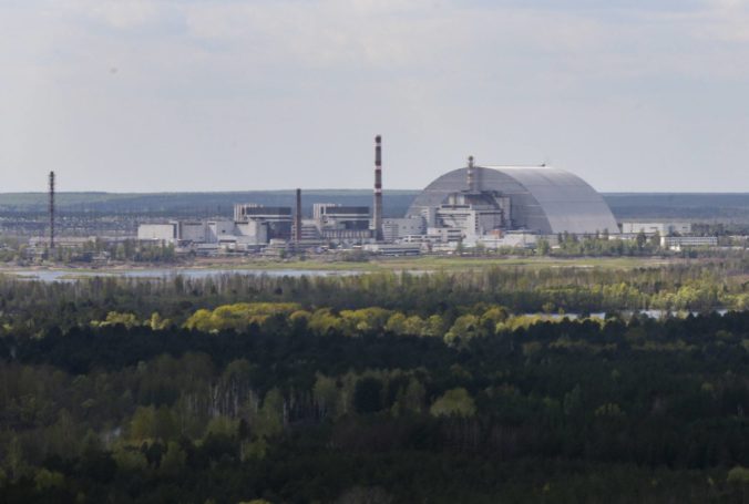 Na mieste katastrofy v ukrajinskom Černobyle uviedli do prevádzky nové úložisko jadrového odpadu