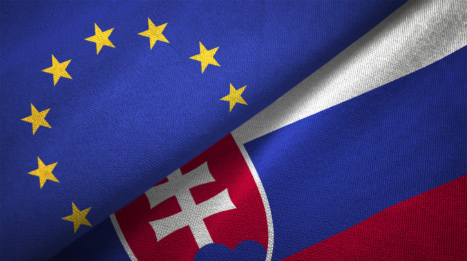 Polovica Slovákov dôveruje Európskej únii, je to najviac za posledných desať rokov