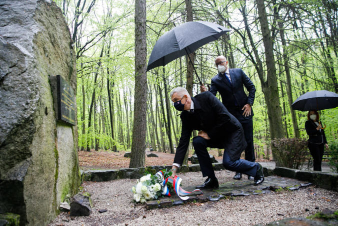 Našou morálnou povinnosťou je pamätať na padlých v 2. svetovej vojne, hovorí minister Korčok