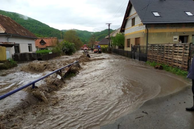 Po Rudne nad Hronom môžu byť ohrozené aj ďalšie obce, SaS vyzýva na prešetrenie príčin ničivej povodne
