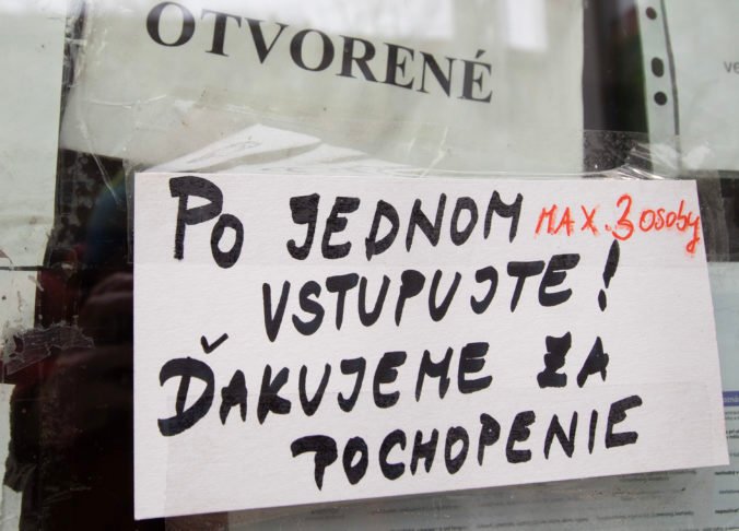 COVID automat od 7. júna opäť prefarbí Slovensko, budeme mať už dva zelené okresy a najviac ich bude žltých