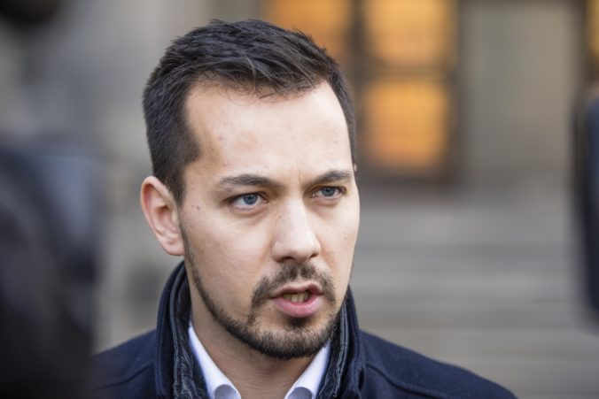 Juraj Šeliga nemá v úmysle uchádzať sa o post predsedu strany Za ľudí, môže sa to však zmeniť