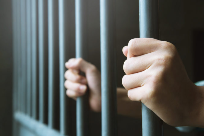 Zbor väzenskej a justičnej stráže mení postupy pri schvaľovaní telefonátov a návštev v kolúznej väzbe
