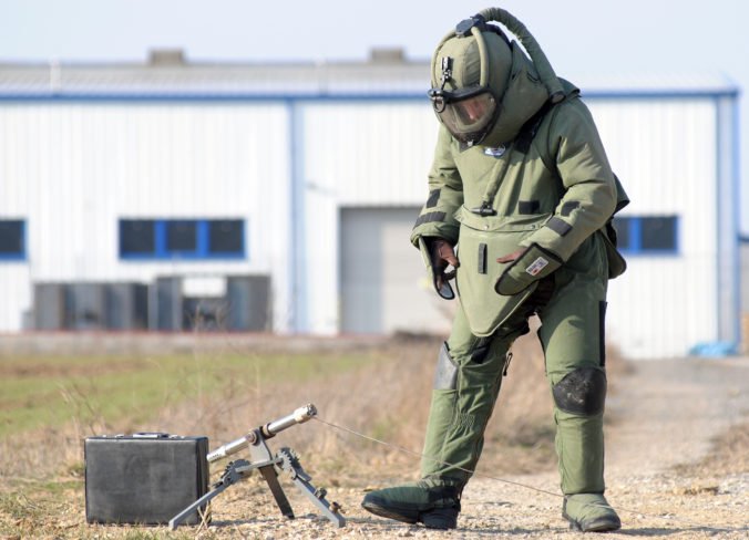 Ministerstvo vnútra obstaráva špeciálne detektory pre policajných pyrotechnikov