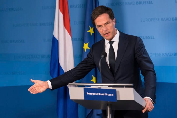 Holandský premiér Rutte považuje zmiernenie pandemických opatrení za chybu a verejne sa ospravedlnil
