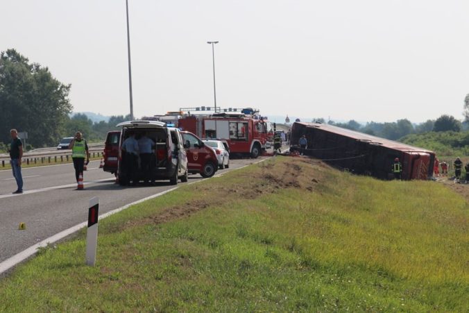 V Chorvátsku havaroval autobus, tragickú nehodu neprežilo desať ľudí (video+foto)