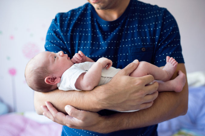 Otcovská dovolenka by mala byť na Slovensku zavedená od augusta budúceho roka