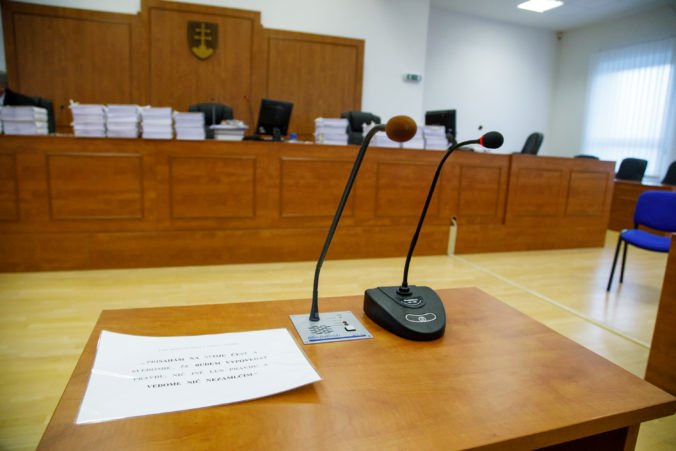 Expolicajt, ktorý lustroval aj zavraždeného Kuciaka, smeruje k dohode o vine a treste