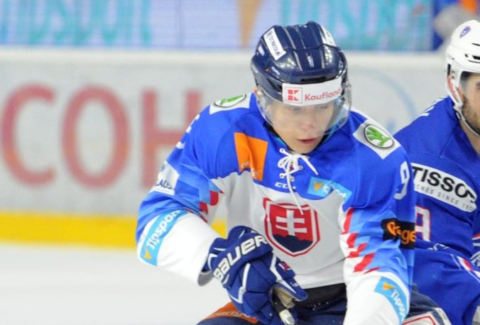 Martin Fehérváry slovenským hokejistom v boji o ZOH nepomôže, vyradilo ho zranenie